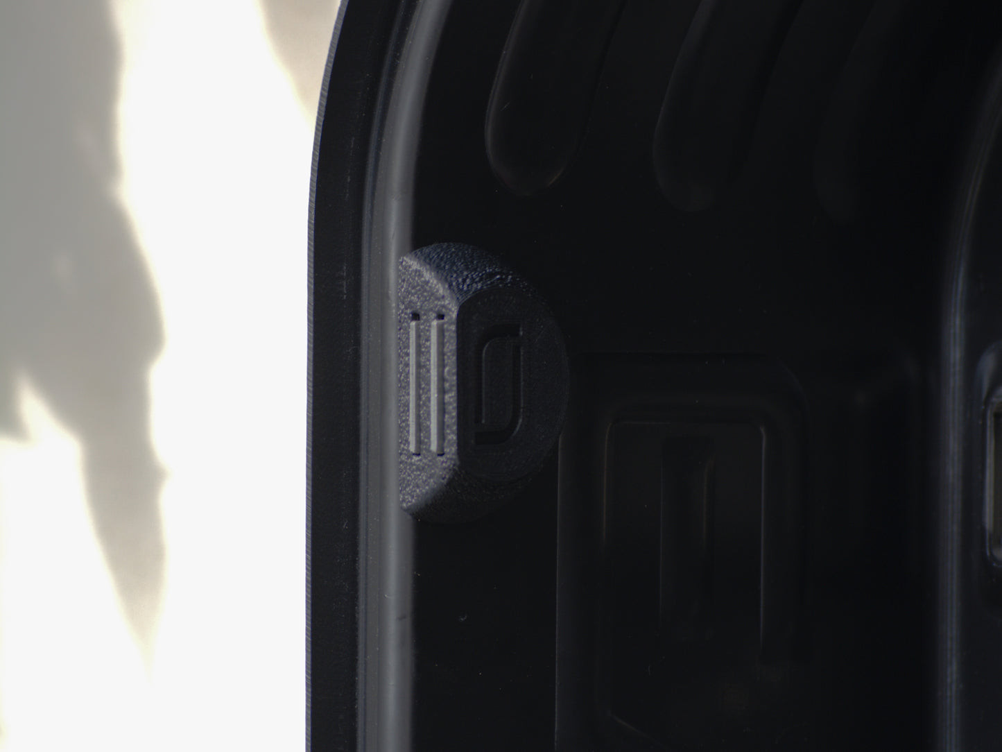 EVshield® PLUS – De Stijlvolle Vaste Laadoplossing voor Krachtstroom Thuisladers